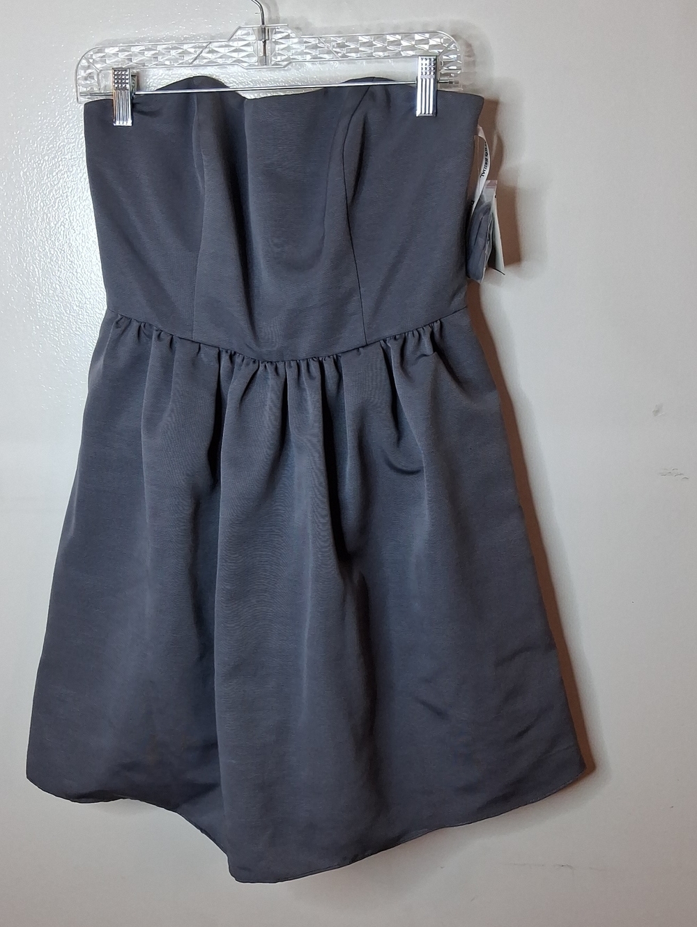 NWT David's Bridal Women's Size 10 Strapless Pewter Faille Formal Dress. Dressy